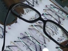 -三叶眼镜城·好视力眼镜店