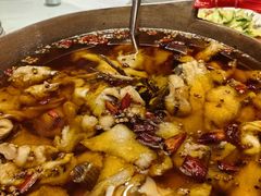 -鑫巴蜀小镇 · 水煮鱼专研店(玉桥店)