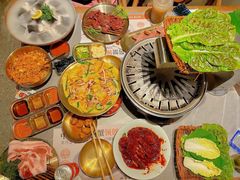 -草家酱蟹炭火烤肉店(珲春南路一店)