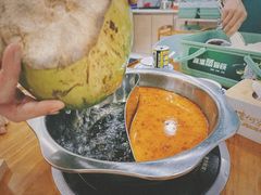 -老何家后安粉·糟粕醋海鲜火锅(三亚湾椰梦长廊店)
