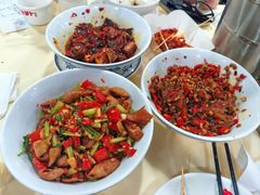 -笨罗卜浏阳菜馆(太平街店)