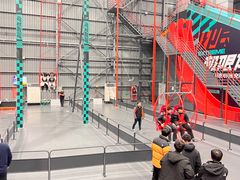 -极限PLAY运动娱乐新世界·团建派对潮玩休闲馆·室内蹦极高空游乐园