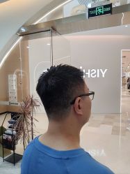 -苏奇发型·烫发染发
