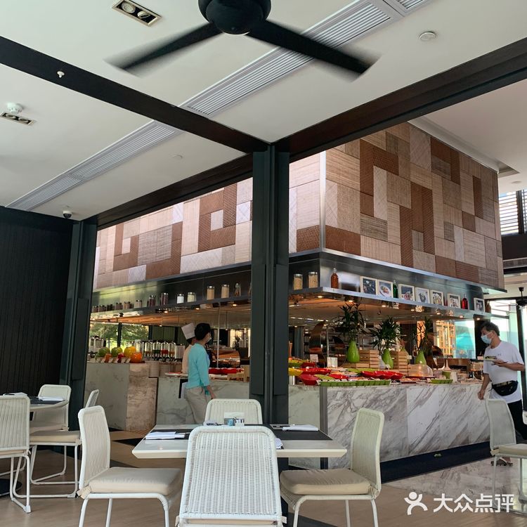 在海边，吃个早餐，适宜！