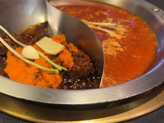 -沸炉重庆老火锅(军事博物馆店)