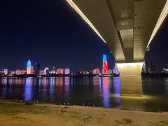 -武昌江滩