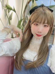 -BULB STUDIO 巴柏明星发型工作室