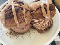 -ROAST coffee & eatery