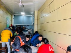 等位区-宝光熏肉鞋底火烧(新街口店)