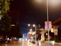 -金渝海鲜烧烤万州烤鱼店