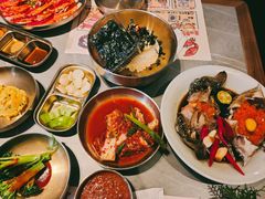 -草家酱蟹炭火烤肉店(珲春南路一店)
