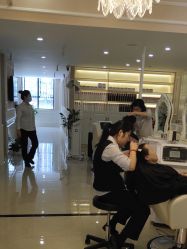 -Bollins波林丝•专研护发中心