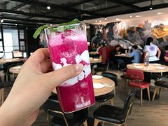 火龙果奶盖茶-必胜客(花舞大唐博物馆店)