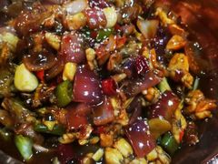欢天喜地牛蛙锅-虾弄弄海派小龙虾·牛羊蝎子火锅