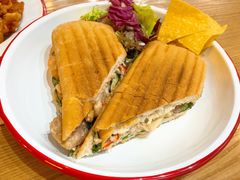 -HELLO 27 意面·沙拉·帕尼尼