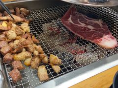 -肉甲韩国木炭烤肉(新壹街1店)