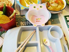 -水桶王国主题餐厅·聚会·生日派对·亲子活动·家庭套餐(亚龙湾希尔顿店)