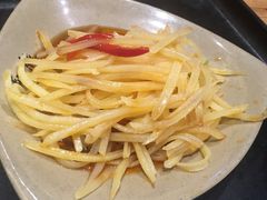 -亮亮面馆(经六路店)