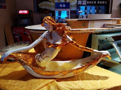 -裕龙汤泉