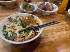 -任记七中刀削面(总店)
