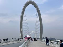 -南京眼步行桥