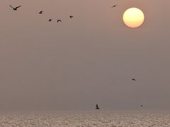 -北戴河碧螺塔海上酒吧公园