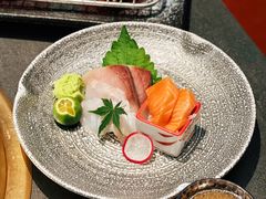 -铭牛烧肉·和牛海鲜自助(高新月牙湖店)
