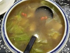 -八两八金·莱芜特色炒鸡(市南漳浦路店)