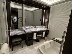 -上海前滩香格里拉大酒店