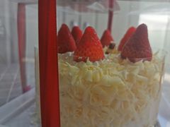 -红宝石·鲜奶小方·海派西点房(金杨店)
