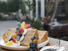 红茶戚风蛋糕-素咫咖啡CLIFEROSE