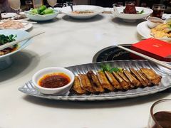 -泓历皇朝酒店(东亭店)