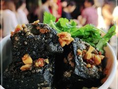 -黑色经典臭豆腐·湖南特产(坡子街店)