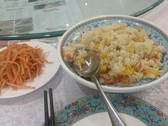 -汗腾格里·风味餐厅(新疆驻京办店)