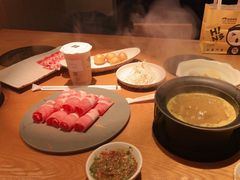 -呷哺呷哺(融创茂店)