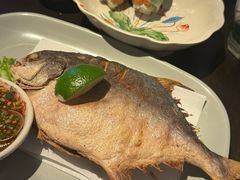 -大头虾越式风味餐厅(光明广场店)