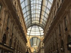 景点-埃马努埃莱二世拱廊