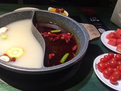 鸳鸯锅底-老灶堂文创火锅(文艺路店)