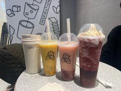 -喜茶(北京华贸购物中心店)