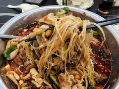 -周良天山牛杂城(天山路总店)