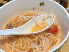 -三千粉牛肉米粉(来客茂店)