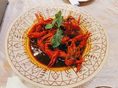 特色十三香小龙虾-有位虾匠·粗粮土菜小馆(市北店)