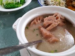 -梓檚中餐厅湖北菜小龙虾武昌鱼排骨藕汤(黄鹤楼店)