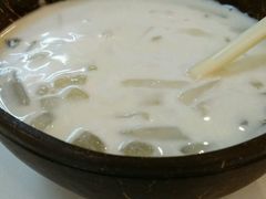 椰奶清补凉-志龙皇冠吃货椰子铺