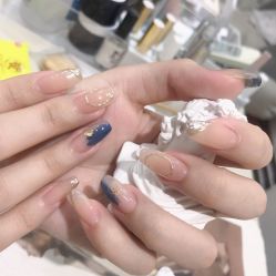 -十月·日式美甲美睫·纹眉