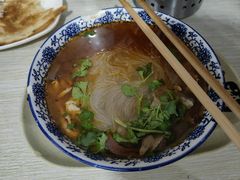 -叶新小吃店(来凤小区总店)