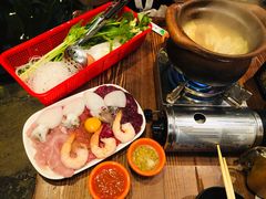 thai hot pot-Show Neua Thai Street Food