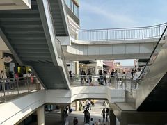 -百联奥特莱斯广场(上海青浦店)