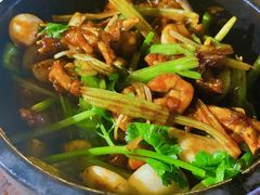 -大头唛·啫鸡煲.粤菜.专门店(289艺术园区店)
