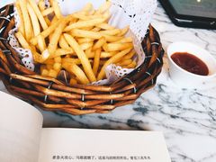 炸薯条-自由之丘